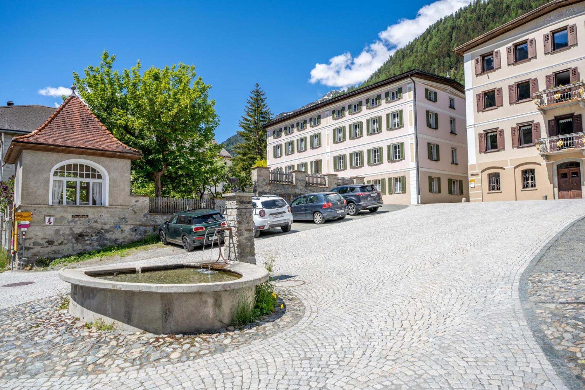 Chasa Plazza Gronda Apartment Lavin Exterior foto